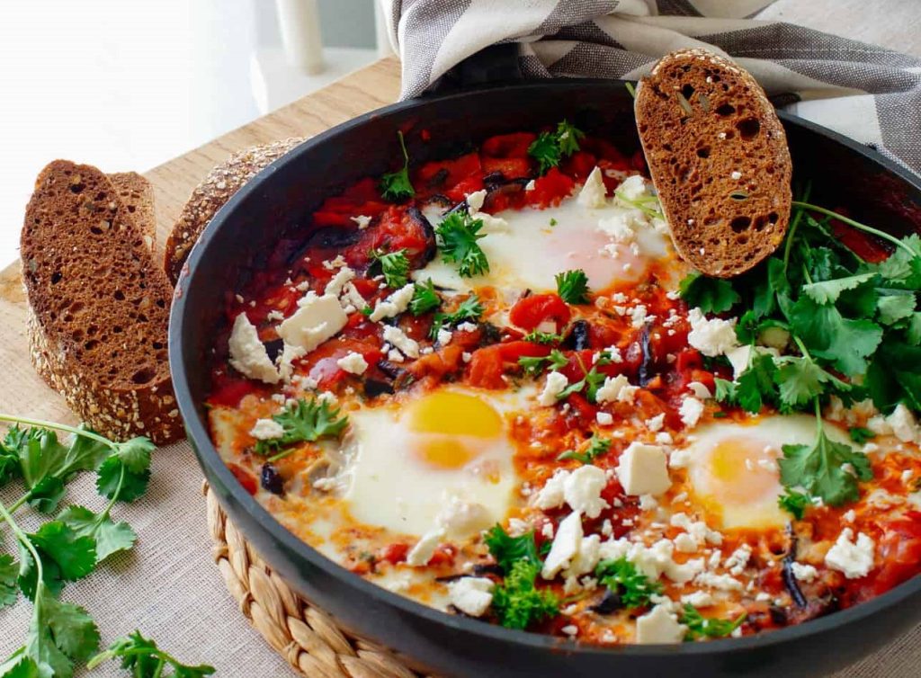 Aubergine shakshuka